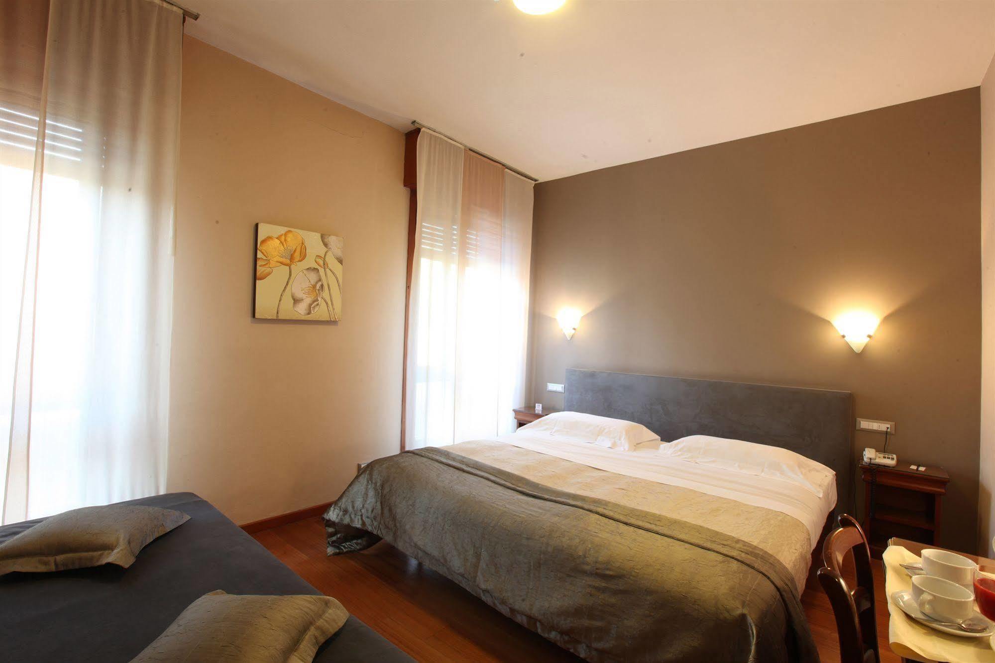סאסואולו Hotel Terme Salvarola מראה חיצוני תמונה